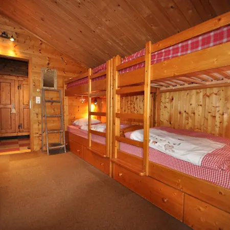 Elegant Haute-crete, In Out, 9 Personnes, Vues Imprenables شقة *