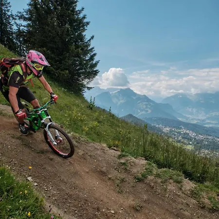 Elegant Haute-crete, In Out, 9 Personnes, Vues Imprenables